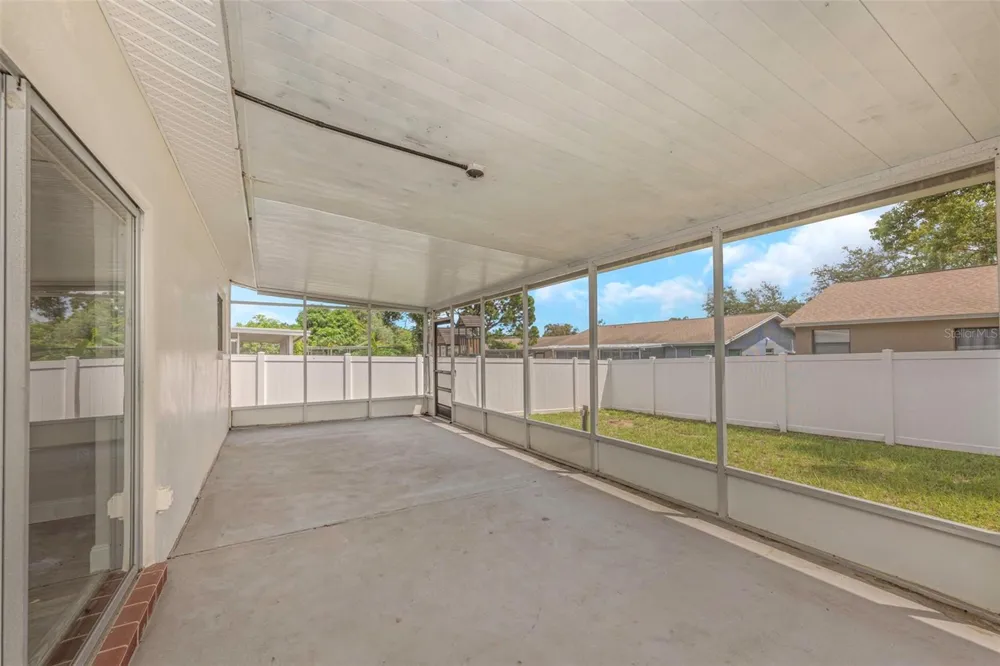 952 WICKS DRIVE Palm Harbor, FL 34684