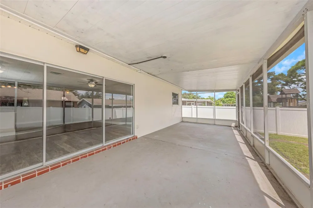 952 WICKS DRIVE Palm Harbor, FL 34684