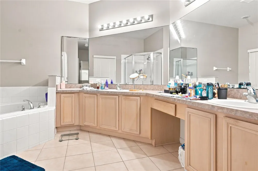 3616 VALLEYVIEW DRIVE Kissimmee, FL 34746