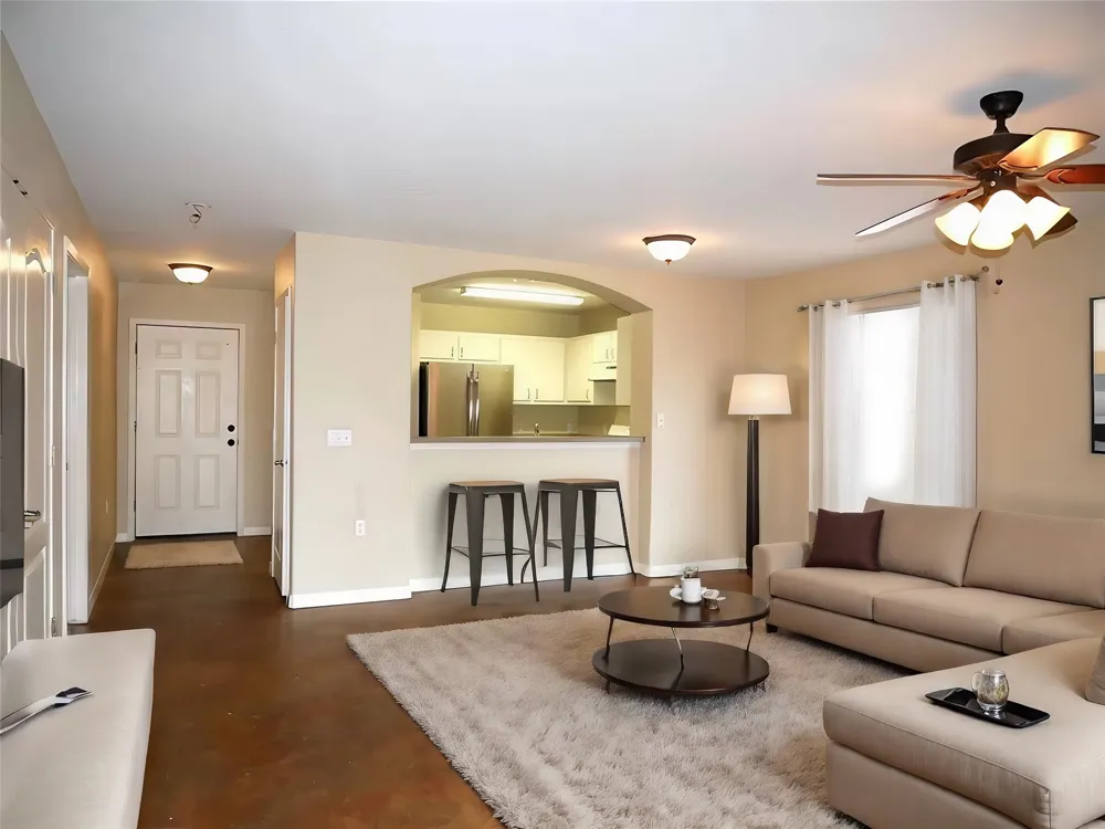 5201 Bogey Court Austin, TX 78744