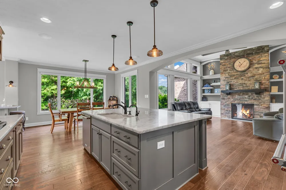 4202 Whitetail Woods Drive Bargersville, IN 46106