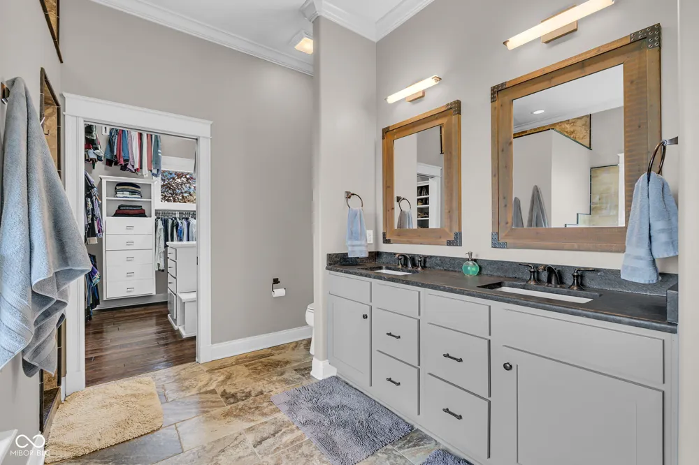4202 Whitetail Woods Drive Bargersville, IN 46106