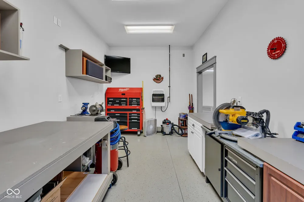 4202 Whitetail Woods Drive Bargersville, IN 46106