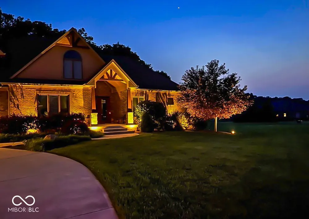 4202 Whitetail Woods Drive Bargersville, IN 46106