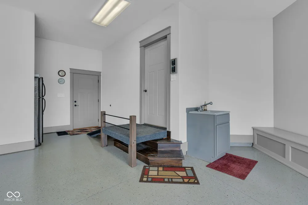 4202 Whitetail Woods Drive Bargersville, IN 46106