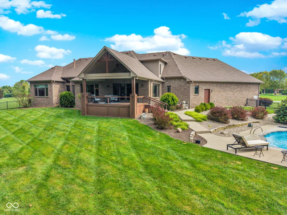4202 Whitetail Woods Drive Bargersville, IN 46106