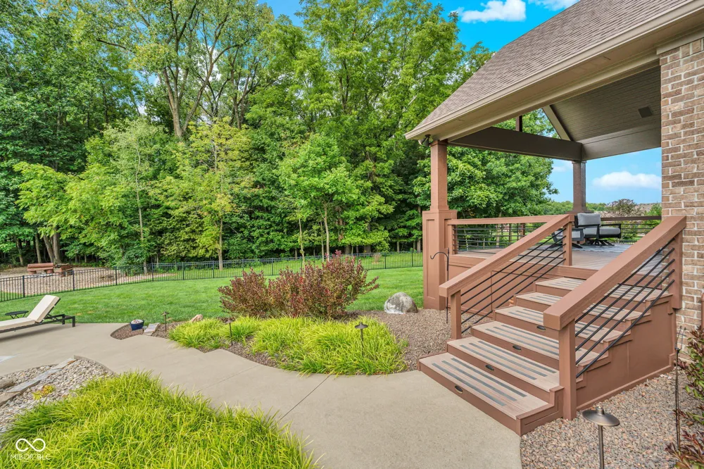 4202 Whitetail Woods Drive Bargersville, IN 46106