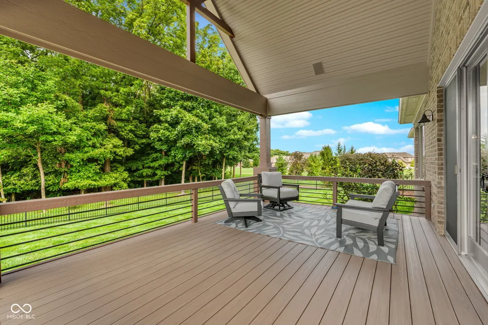 4202 Whitetail Woods Drive Bargersville, IN 46106