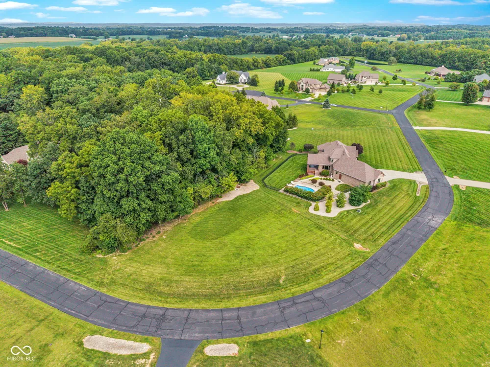 4202 Whitetail Woods Drive Bargersville, IN 46106