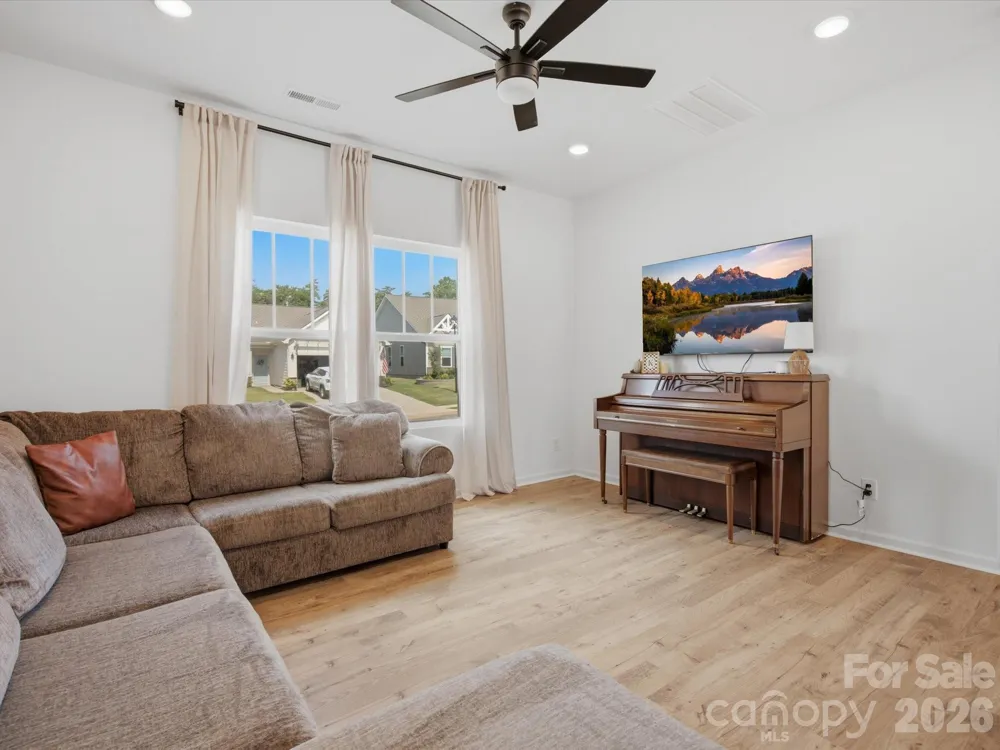 24068 Sailfish Drive Lancaster, SC 29720