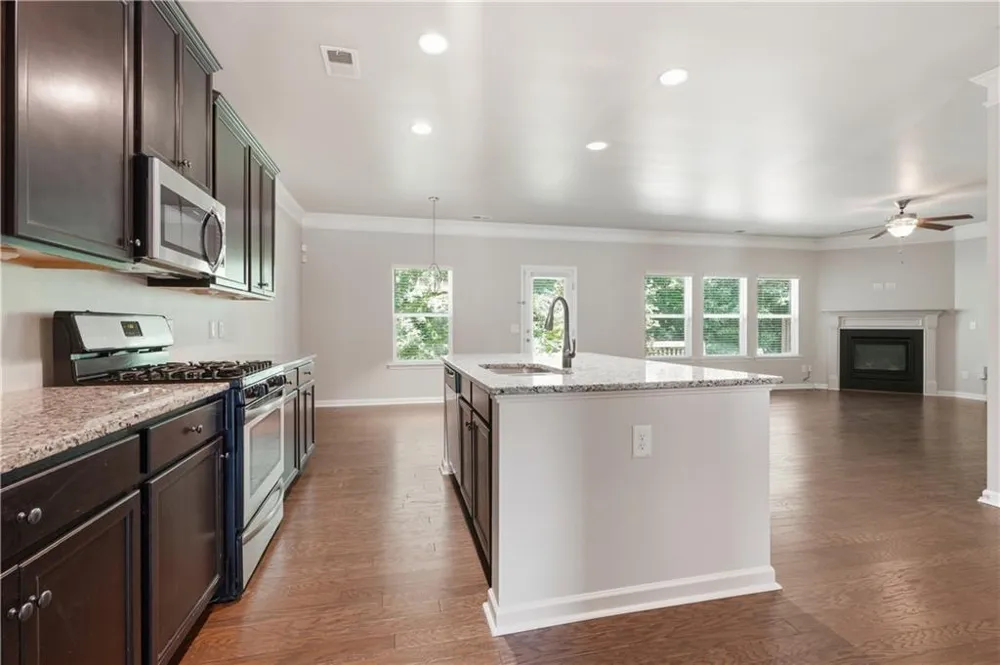 673 Boulder Run Hiram, GA 30141