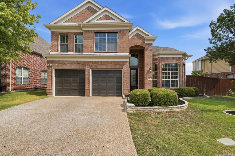 1315 Valley Vista Drive Irving, TX 75063