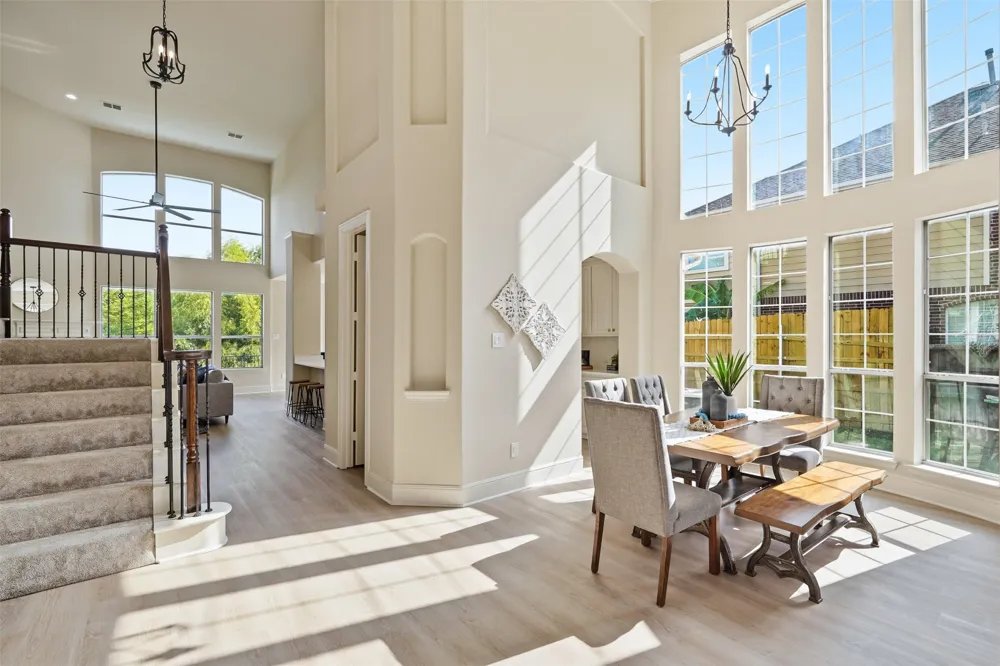 1315 Valley Vista Drive Irving, TX 75063