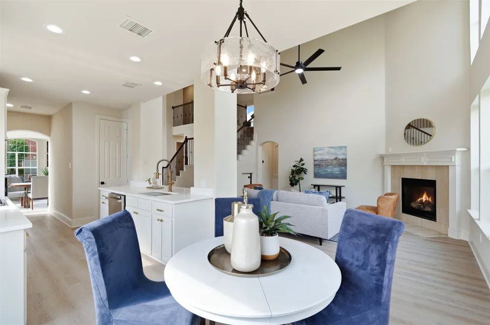 1315 Valley Vista Drive Irving, TX 75063