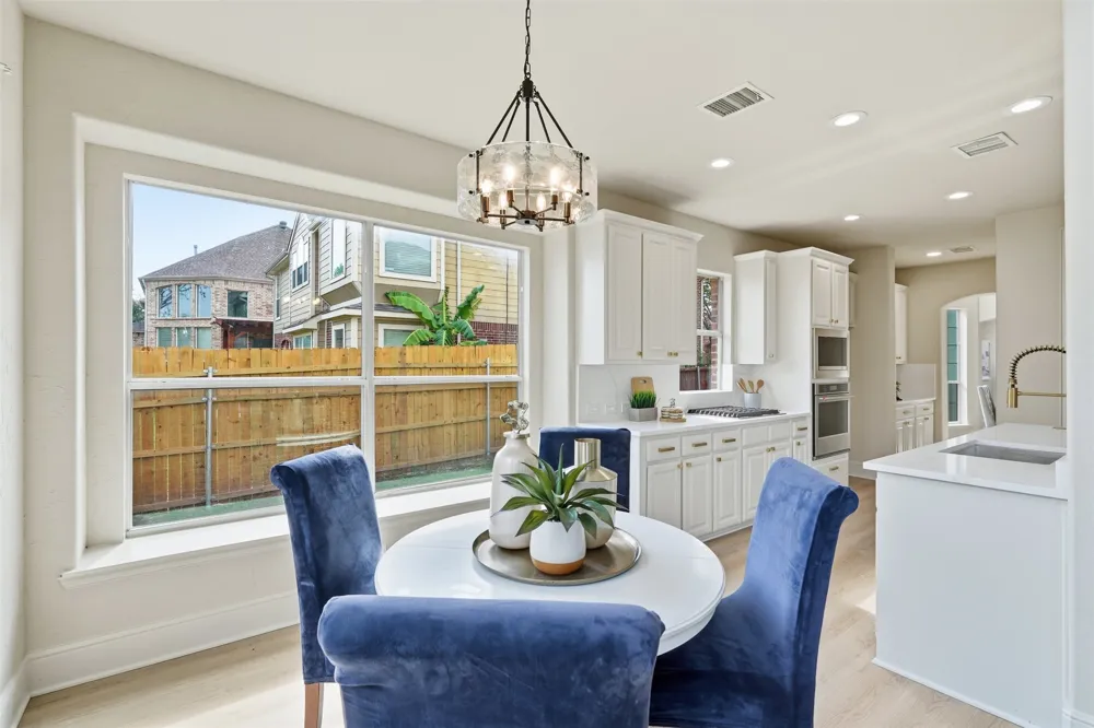1315 Valley Vista Drive Irving, TX 75063