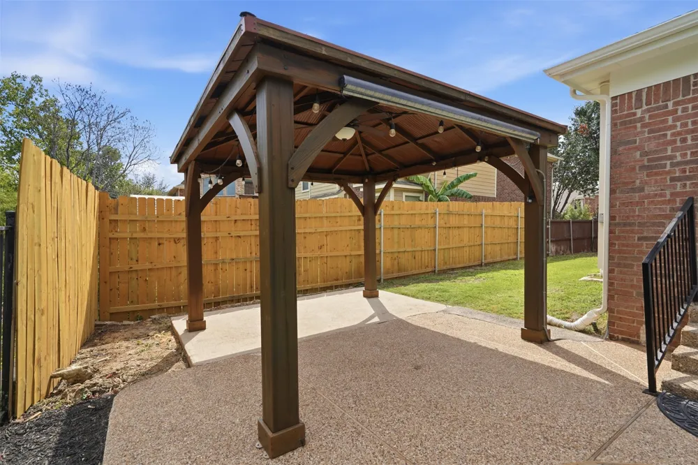 1315 Valley Vista Drive Irving, TX 75063