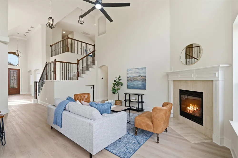 1315 Valley Vista Drive Irving, TX 75063