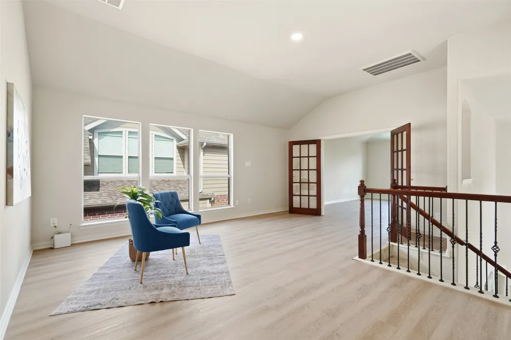 1315 Valley Vista Drive Irving, TX 75063