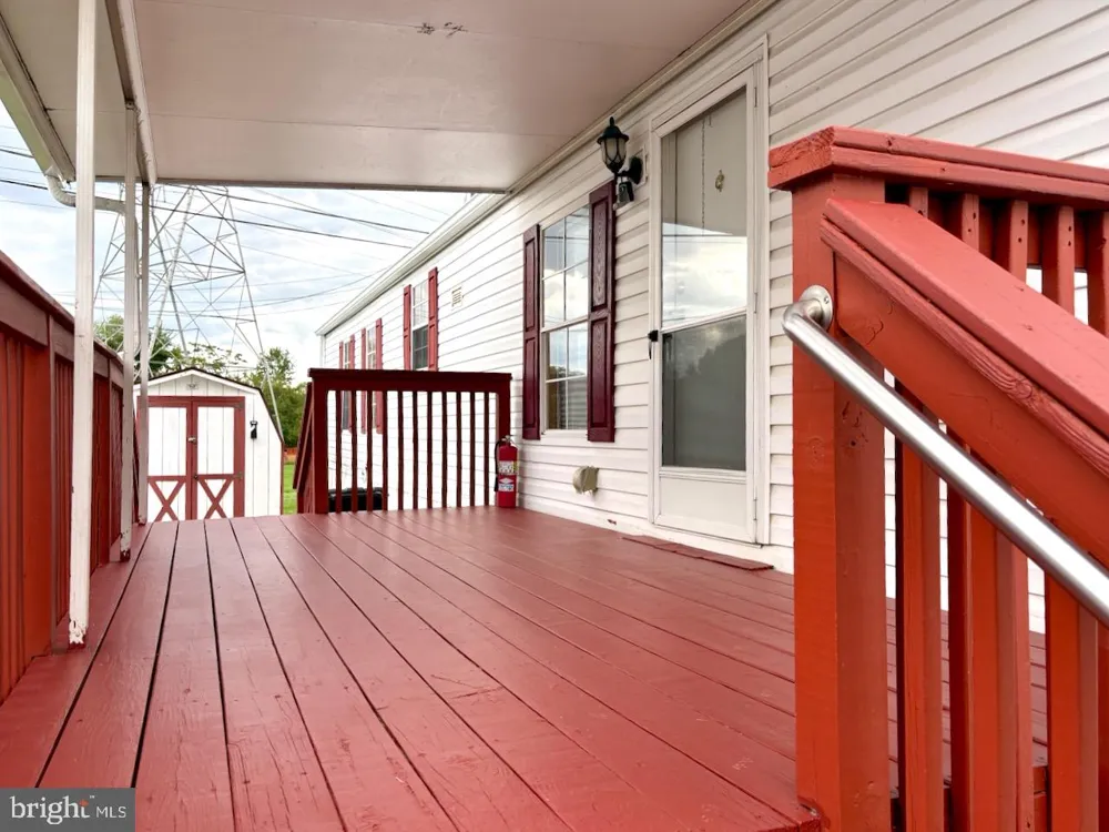 25 VISTA MOBILE DRIVE Dundalk, MD 21222