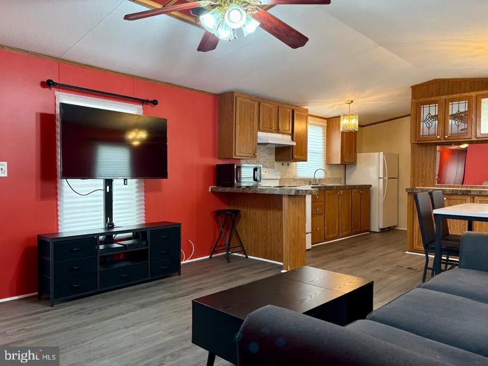 25 VISTA MOBILE DRIVE Dundalk, MD 21222