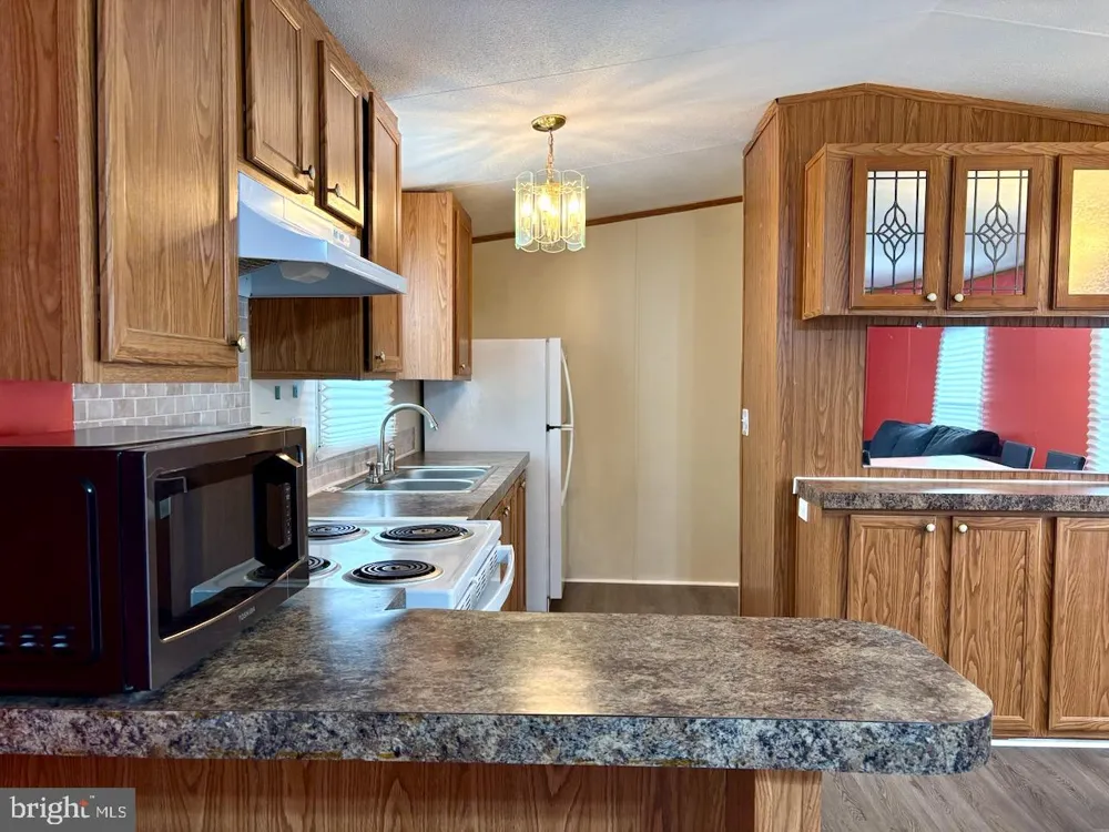 25 VISTA MOBILE DRIVE Dundalk, MD 21222
