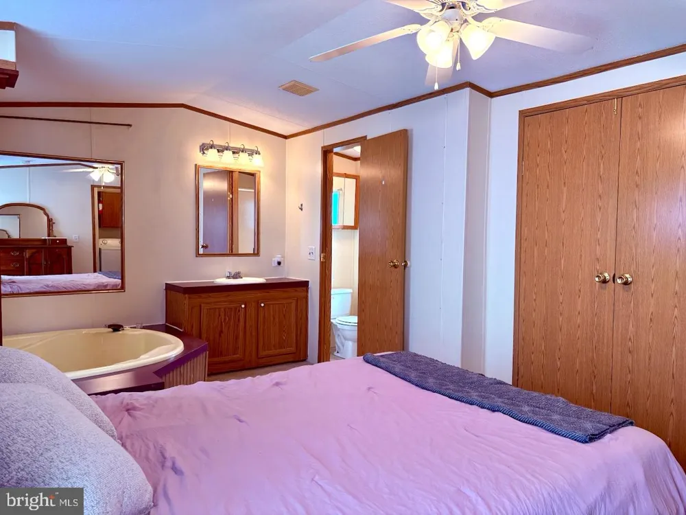 25 VISTA MOBILE DRIVE Dundalk, MD 21222