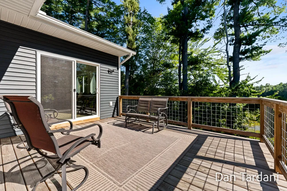 7260 Oakshore Drive Twin Lake, MI 49457