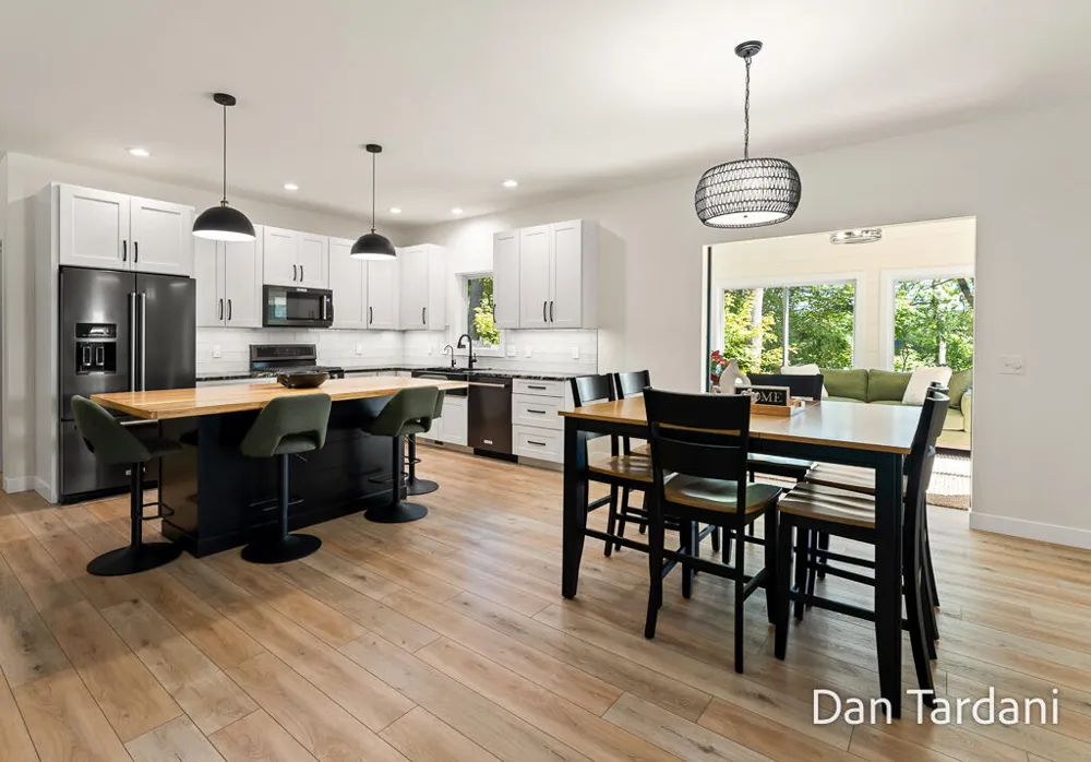7260 Oakshore Drive Twin Lake, MI 49457