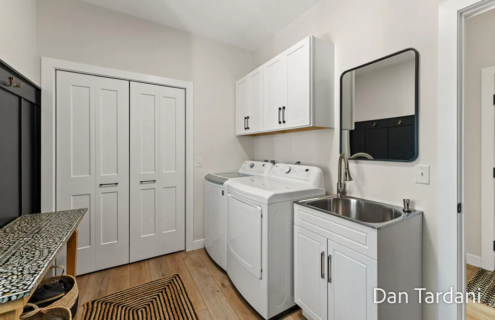 7260 Oakshore Drive Twin Lake, MI 49457