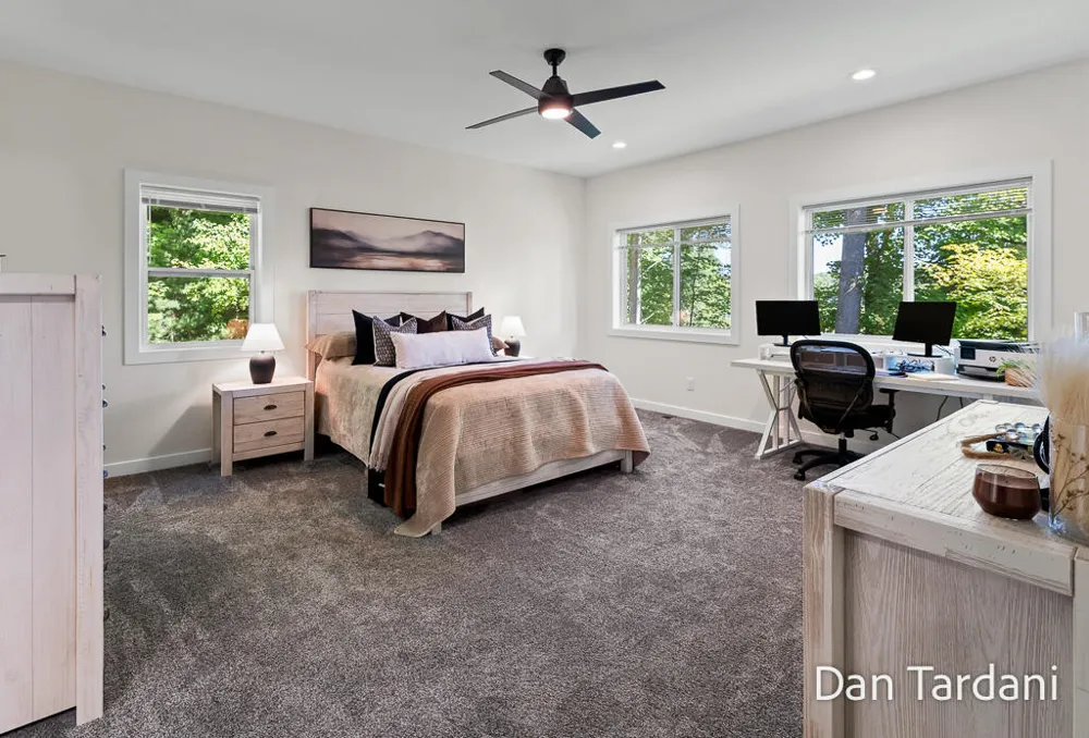 7260 Oakshore Drive Twin Lake, MI 49457