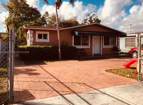 2272 NW 66th St
