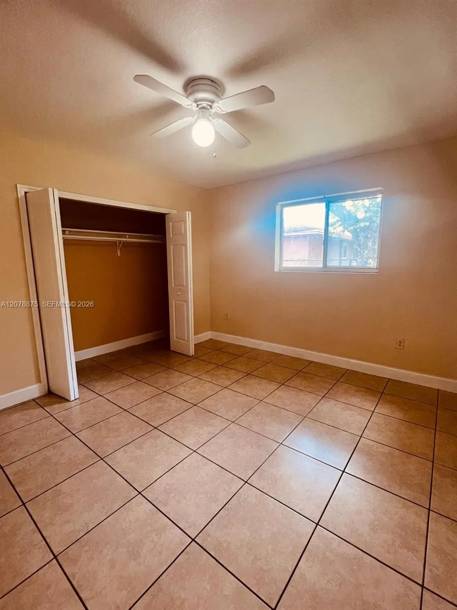 2272 NW 66th St Miami, FL 33147