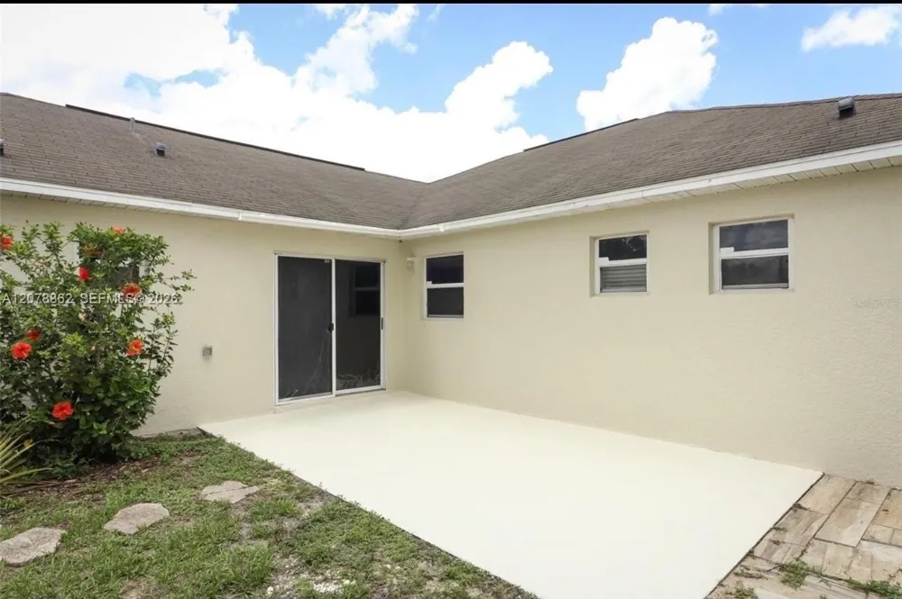 330 KINGFISH DR Other City - In The State Of Florida, FL 34759