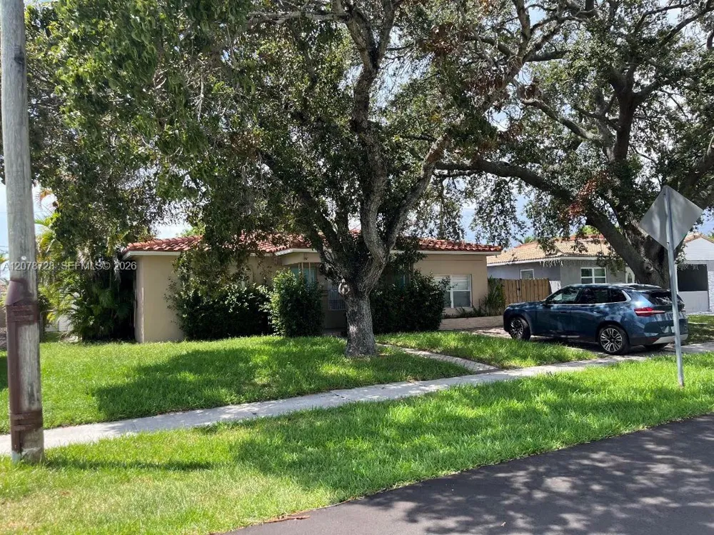 218 SE 3rd Ter #n/a Dania Beach, FL 33004
