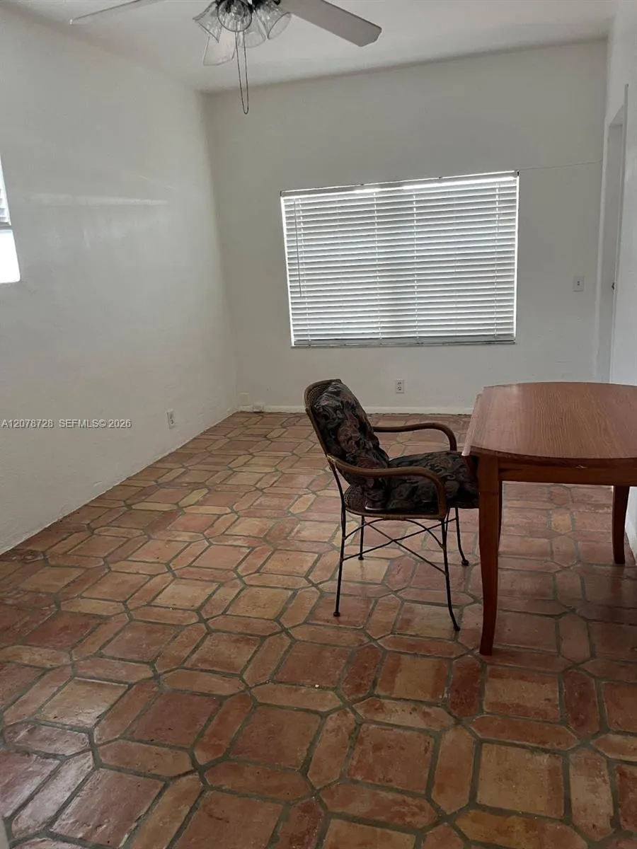 218 SE 3rd Ter #n/a Dania Beach, FL 33004