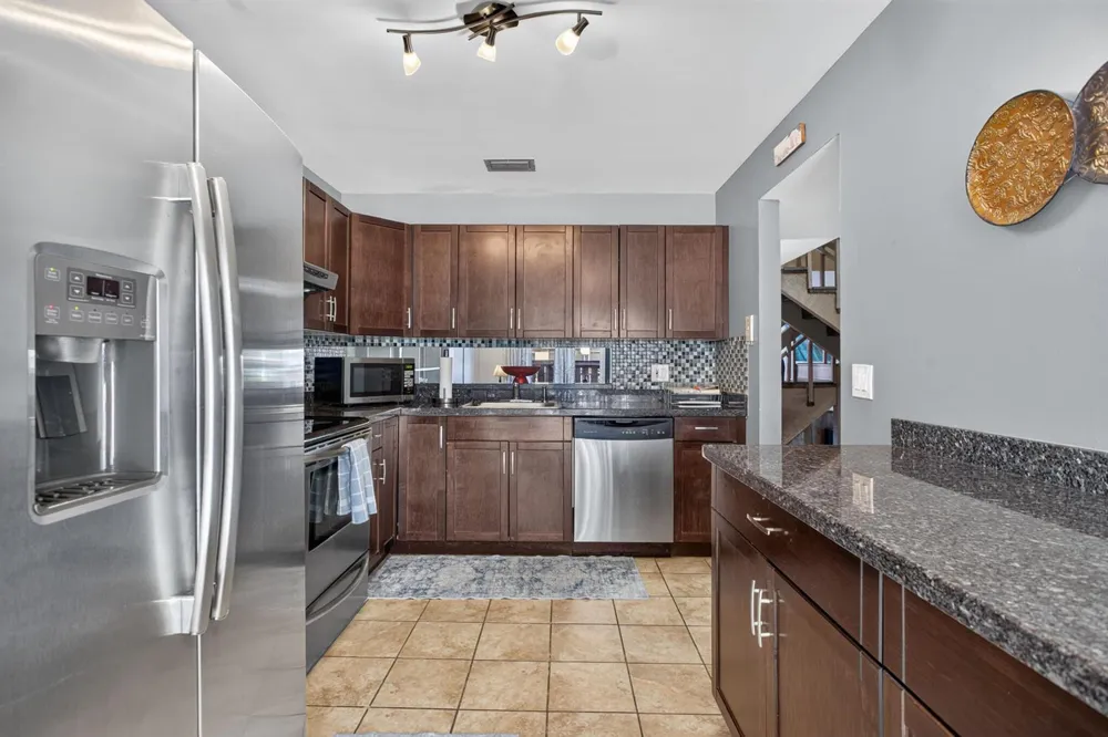 9942 Royal Palm Boulevard Coral Springs, FL 33065