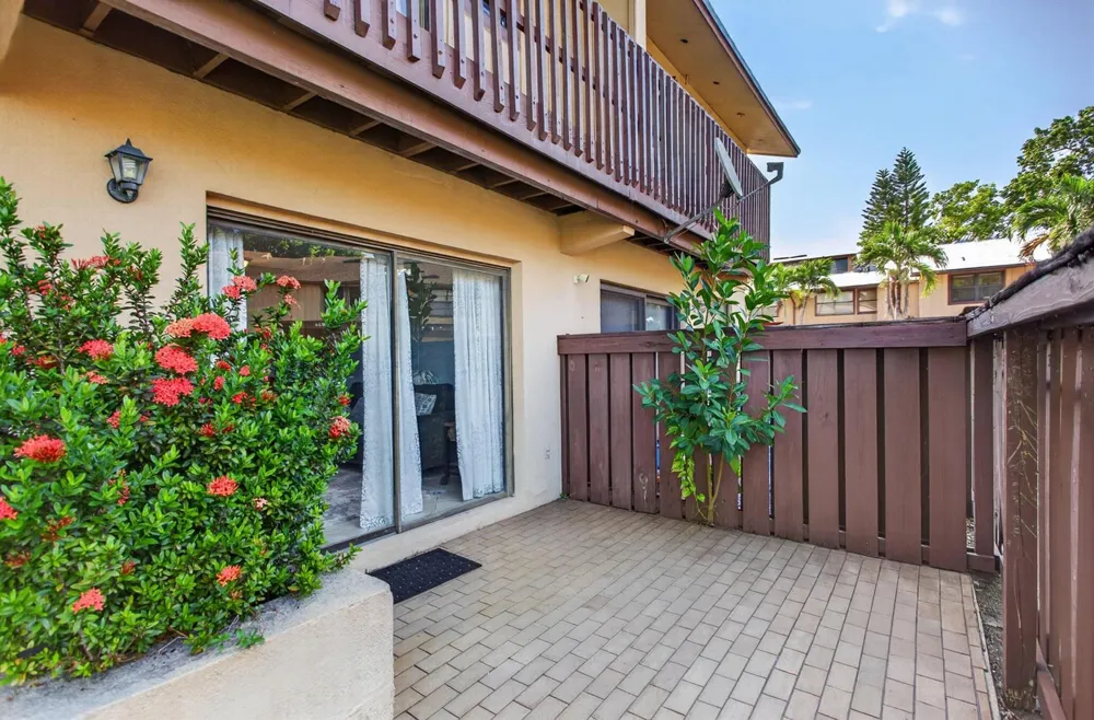 9942 Royal Palm Boulevard Coral Springs, FL 33065