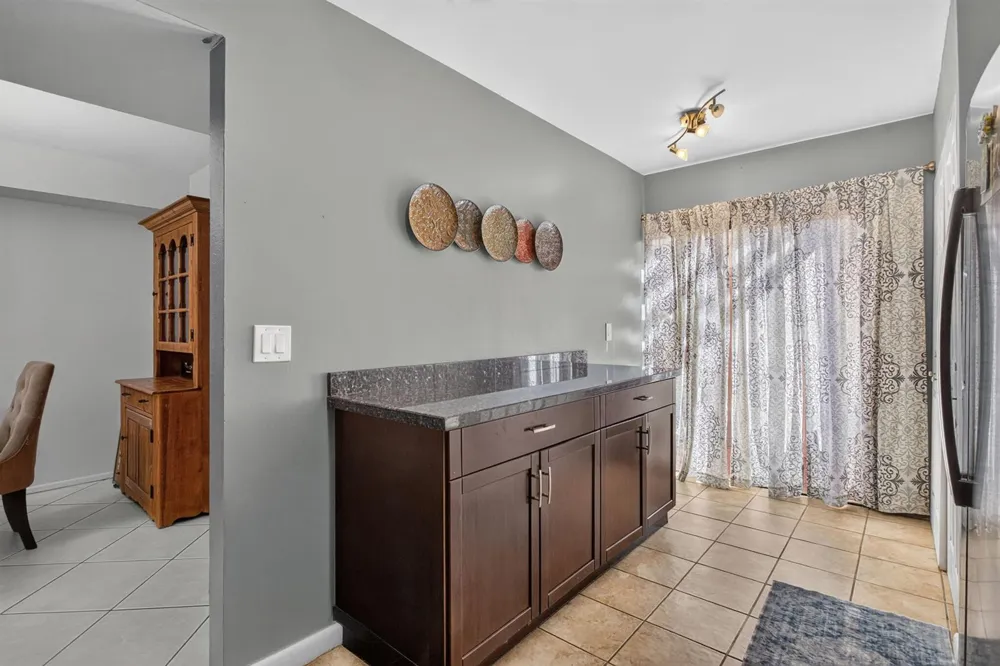 9942 Royal Palm Boulevard Coral Springs, FL 33065