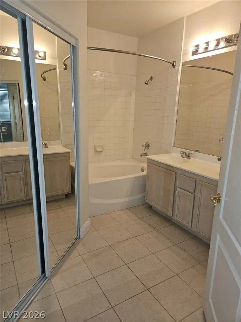 9901 Trailwood Drive #2013 Las Vegas, NV 89134