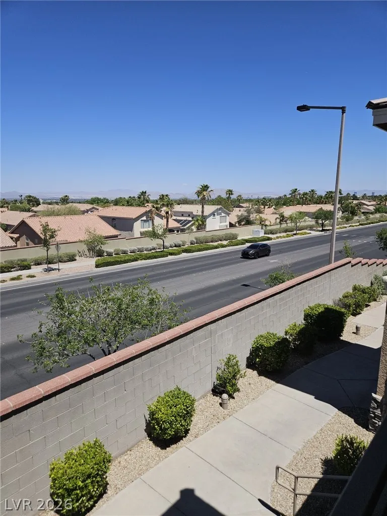9901 Trailwood Drive #2013 Las Vegas, NV 89134