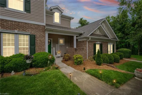 5757 Fox Ridge Lane