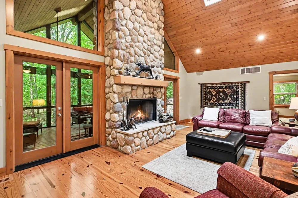 14300 Wildwood Lane Chikaming Township, MI 49125