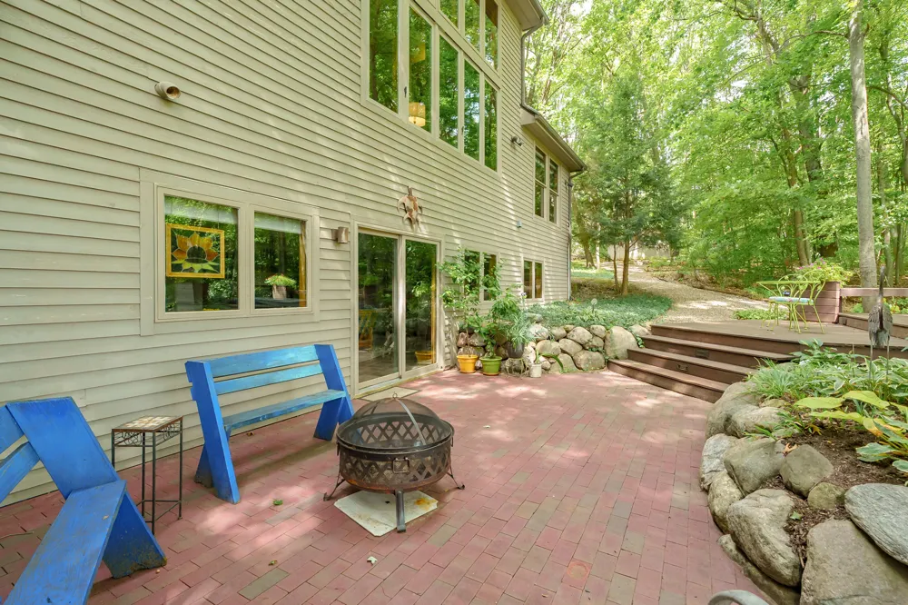8575 S 2nd Street Texas Charter Township, MI 49071