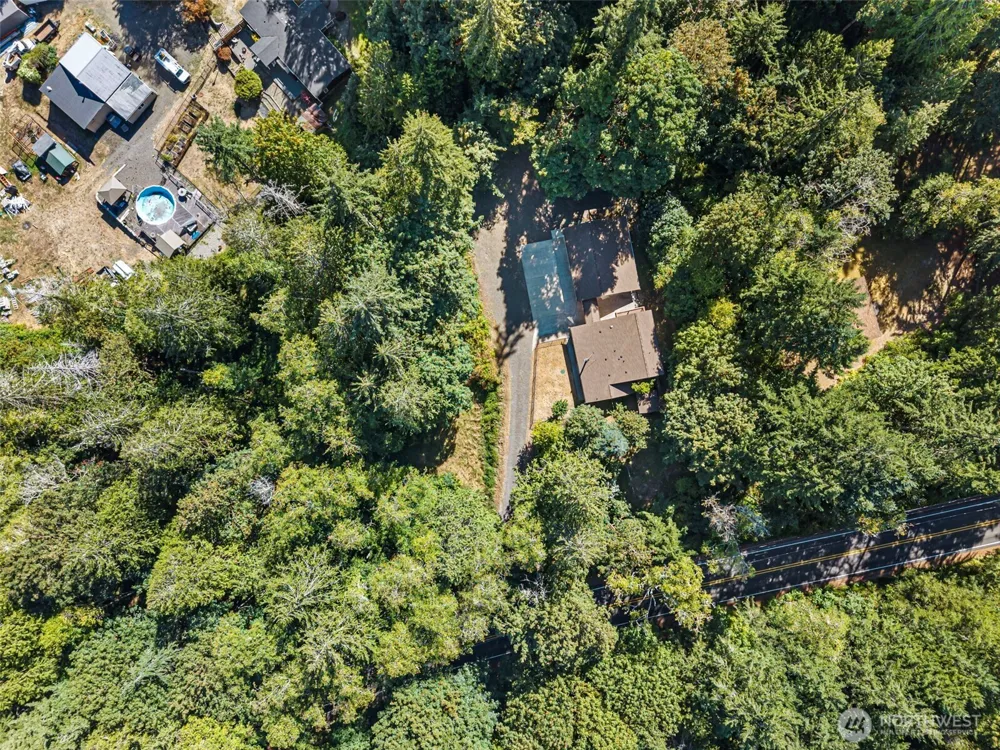 4562 SE Burley Olalla Road Olalla, WA 98359