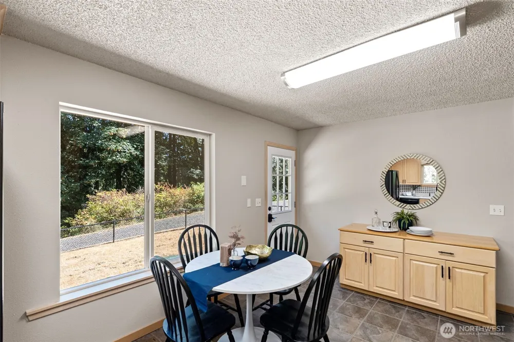 4562 SE Burley Olalla Road Olalla, WA 98359
