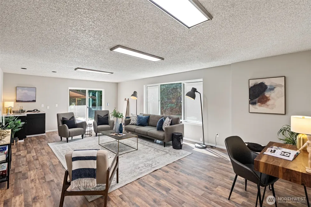 4562 SE Burley Olalla Road Olalla, WA 98359