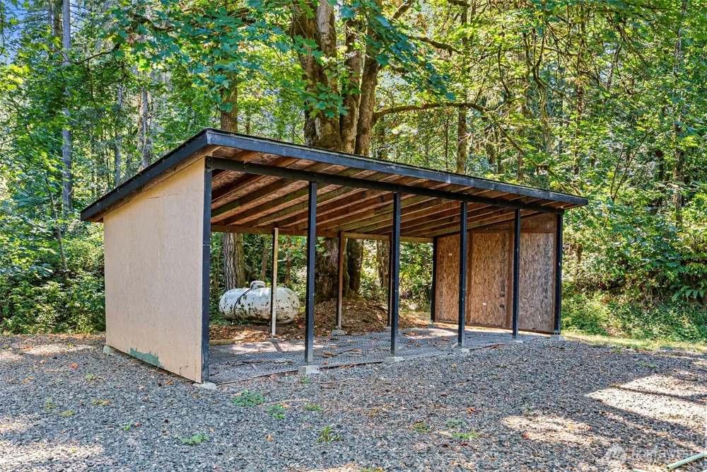 4562 SE Burley Olalla Road Olalla, WA 98359
