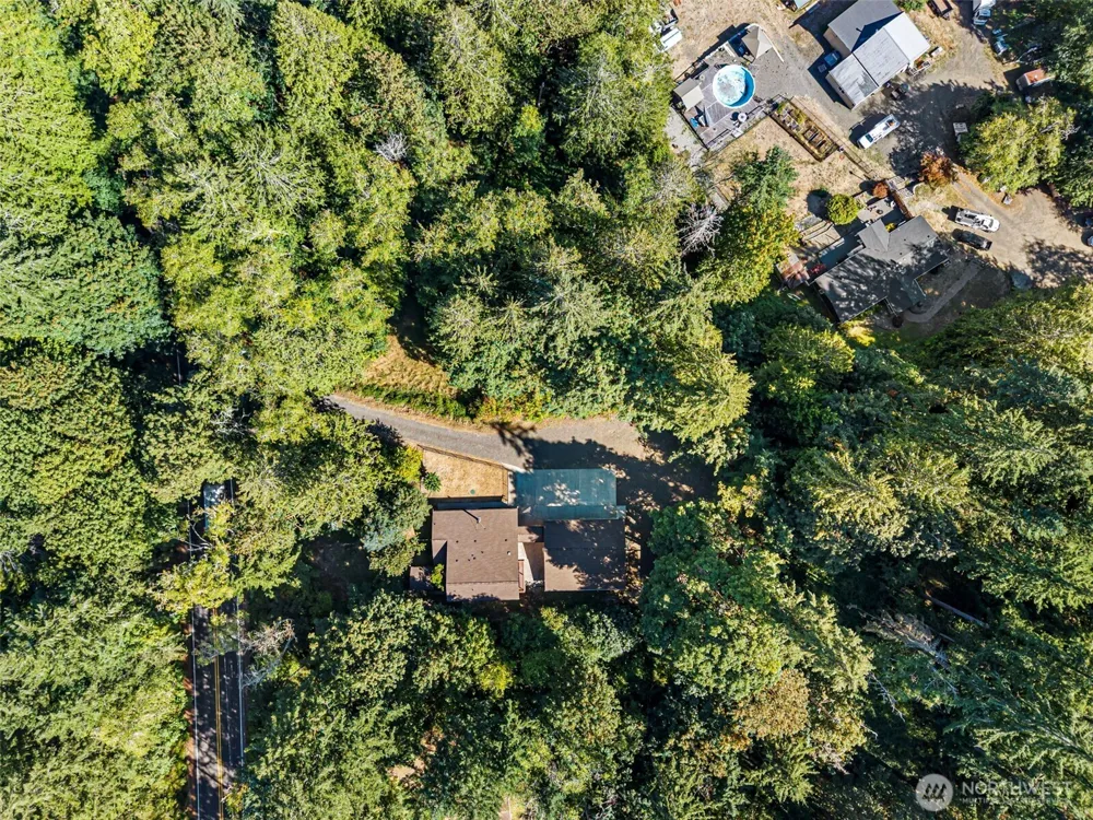 4562 SE Burley Olalla Road Olalla, WA 98359