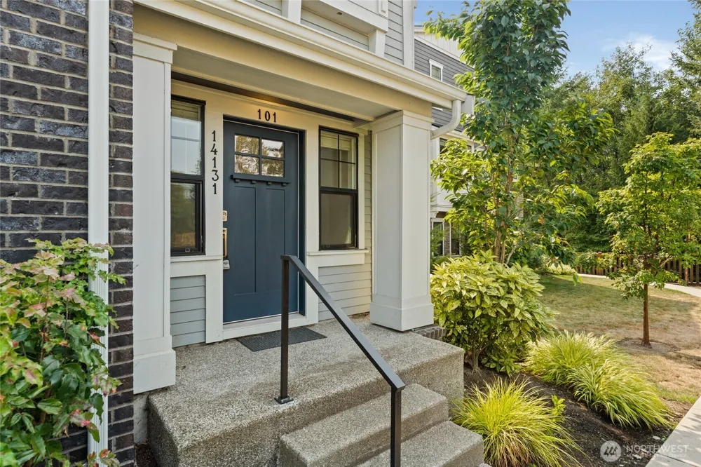 14131 266th Avenue NE #101 Duvall, WA 98019