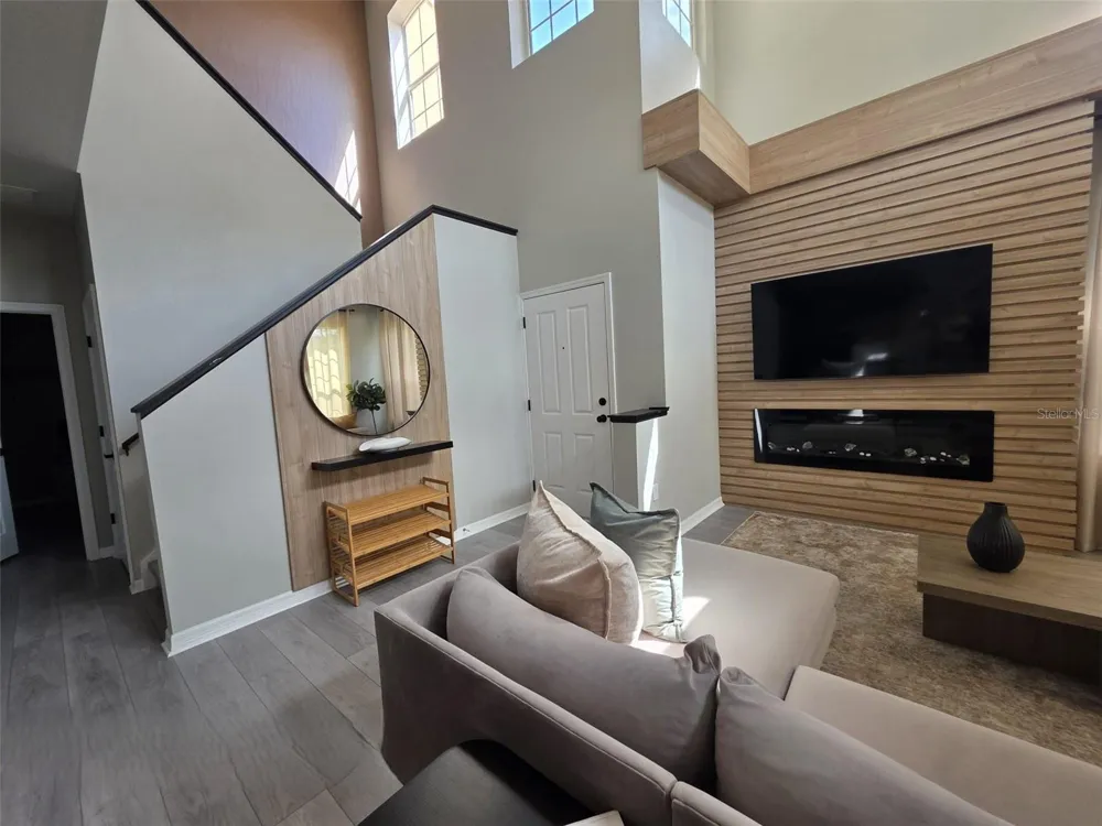 734 MONROE CIRCLE Davenport, FL 33896